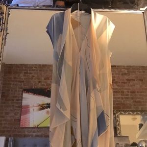 100% Silk Diane Von Furstenberg Dress - size 8